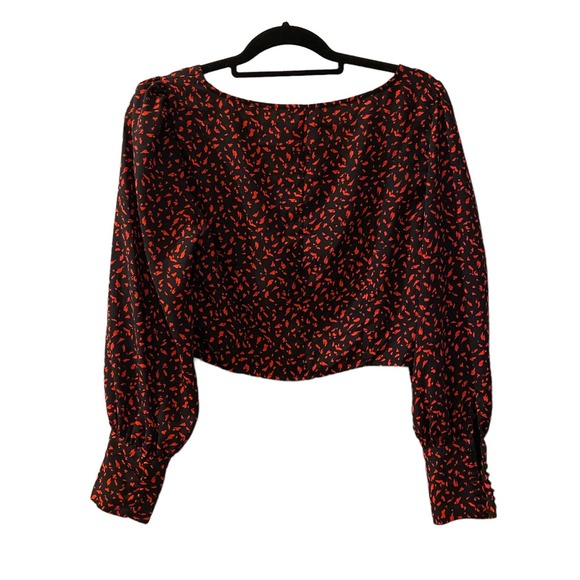 Dynamite Black and Red Top Blouse Long Sleeve Puff Sleeve Size M - Picture 3 of 10